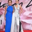 Yolanda y Gigi Hadid @ Fashion Awards 2016