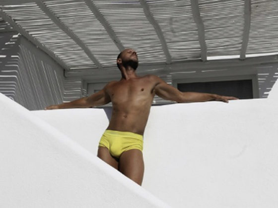 Casey Spooner en Grecia